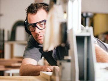 Picture of DVD Table Saw Safety