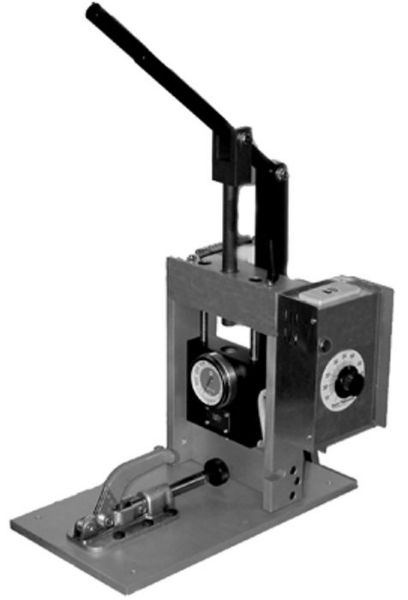 Picture of Molder, Plastic Injection, 2/3oz 120V, 1Ph, w/Toggle Clamp